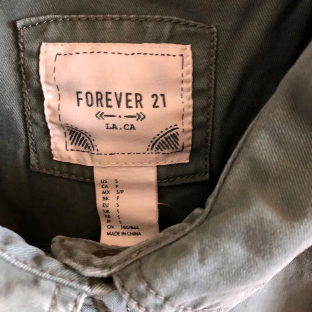 Button Up - Picture 2 of 3